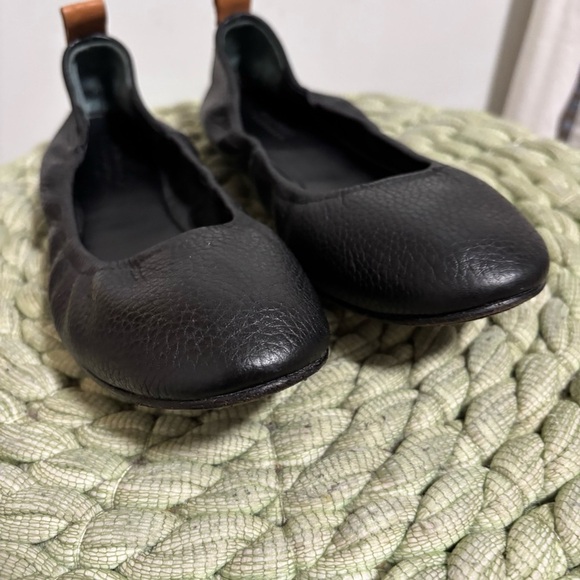 Mercedes Castillo Carola Black Pebbled Leather Slip On Ballet Flats - Picture 4 of 9